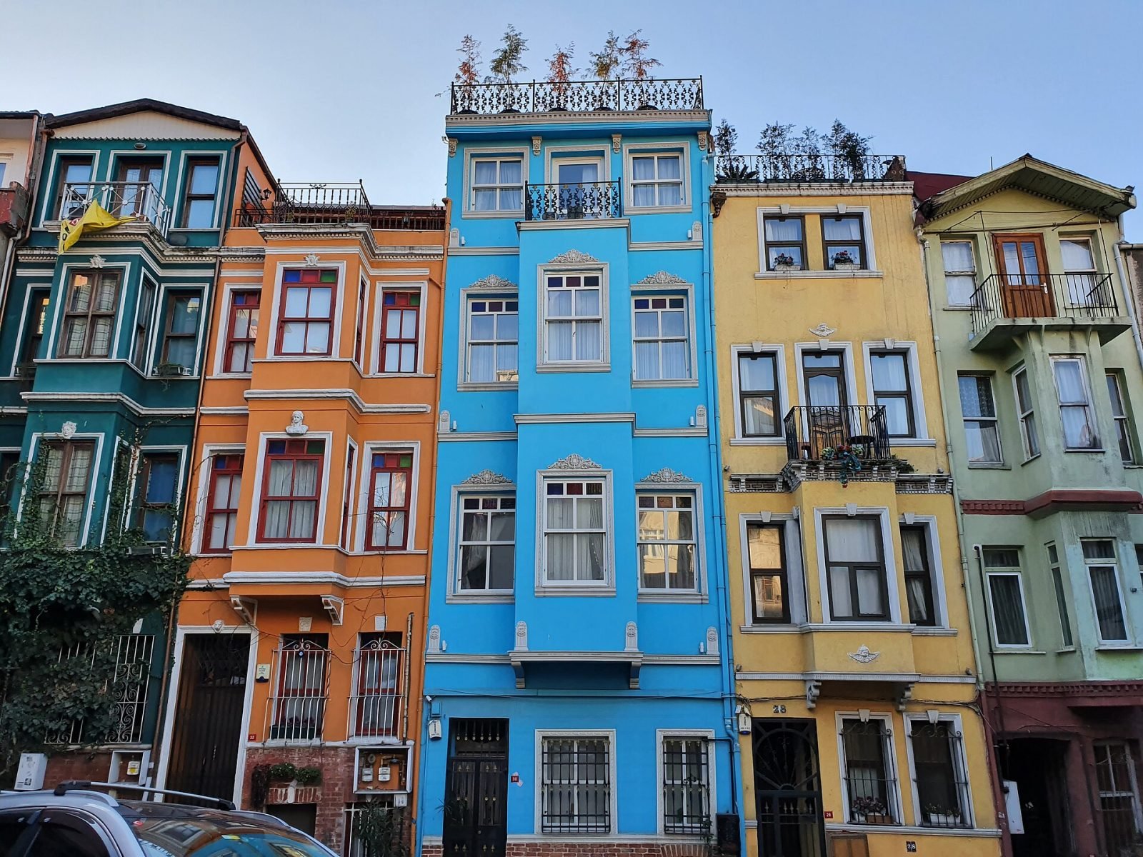 İstanbul’da turistik olmayan bir gün: Balat’tan Kuzguncuk’a